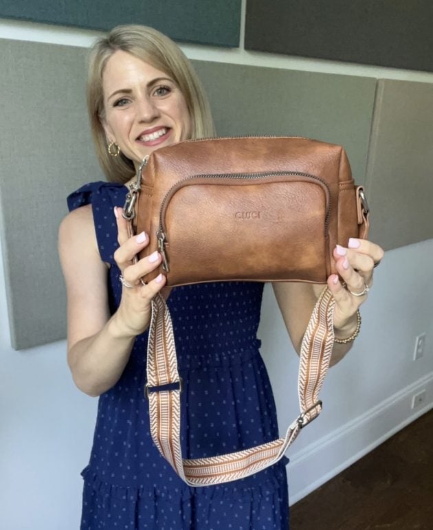 Crystal with purse